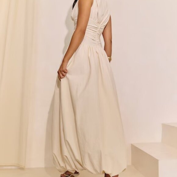 Dresses Dressed(Forever "Dressed" in Dresses) - Picture 12 of 16